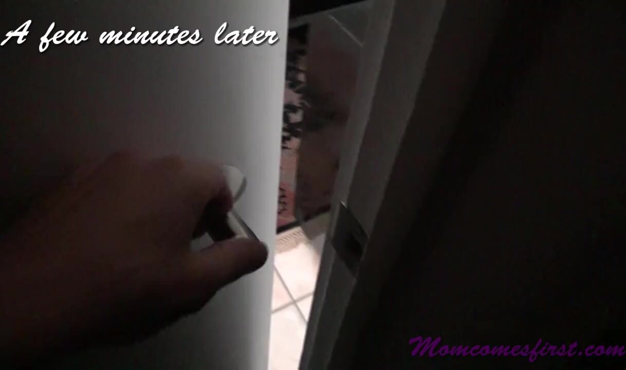 Порно от FamilyTherapy